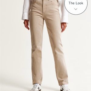 A&F Oat Ultra High Rise 90s Straight Jean